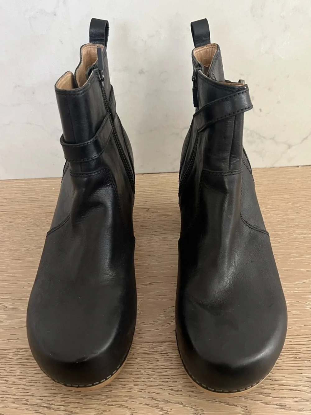 Dansko Anya Clog Boot in Black Sz 40 / 9.5